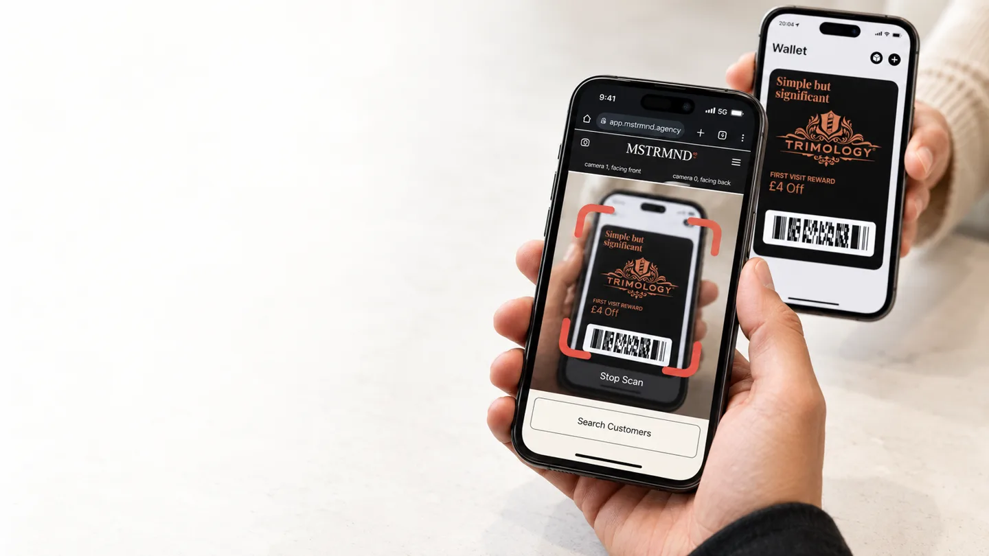 A staff member uses the MSTRMND scanner app to scan a customer’s Trimology loyalty card in Apple Wallet